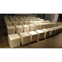 北京白色方凳租赁_年底单人沙发优惠出租_小方桌租赁
